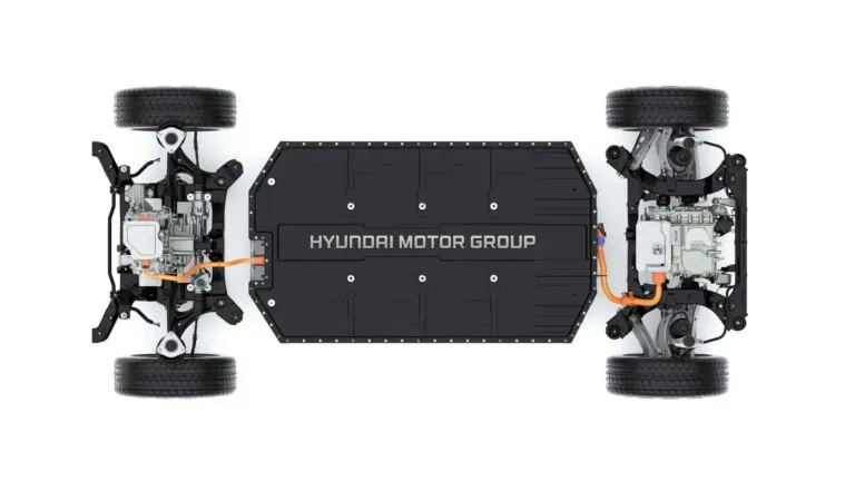 Hyundai готується виробляти власні акумулятори для електромобілів — photo 38024