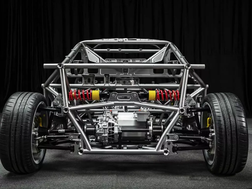 Електричний спорткар JMEV01 – це Tesla Roadster із душею Lancia Stratos — photo 4