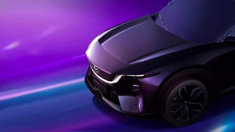 У світі електромобілів дебютував новий цікавий гравець – Mazda CX-6e — photo 37289