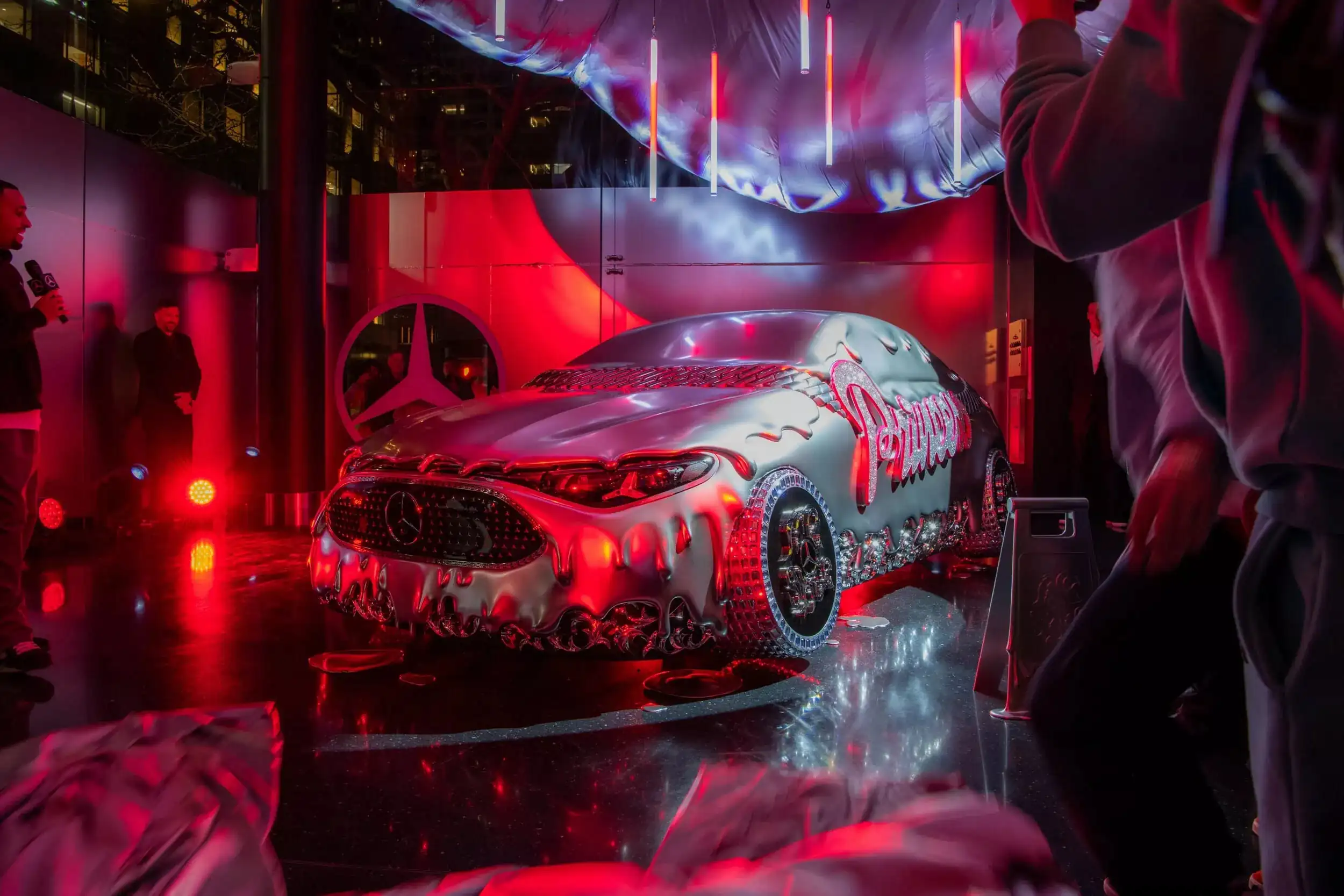 Mercedes CLA дебютує в США поруч із арткаром Ice Spice — photo 38340