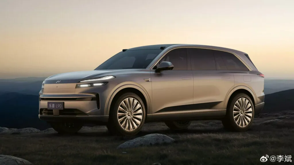 Новий електричний кросовер Onvo L90 потужніший за Kia EV9 GT — photo 5