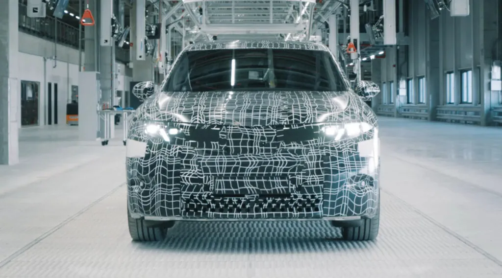 BMW робить ставку на штучний інтелект від Alibaba — photo 4