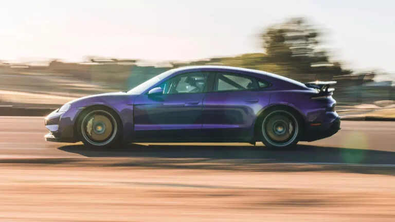 Porsche Taycan Turbo GT Weissach – найшвидший електрокар в історії Motor Trend — photo 36181