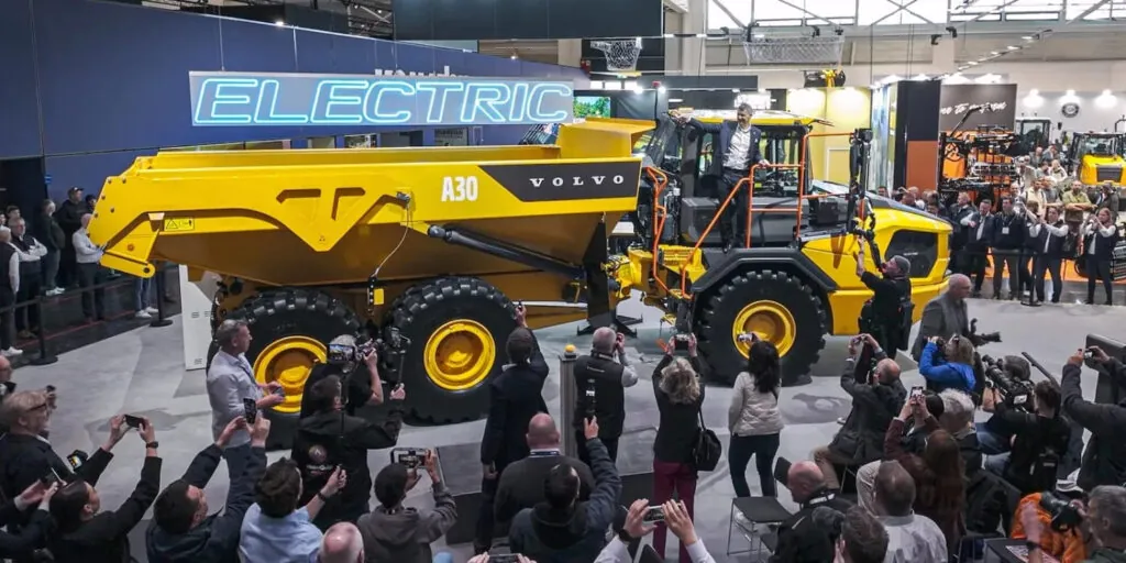 Volvo представила перший у світі електричний самоскид із шарнірно-зчленованою рамою — photo 2