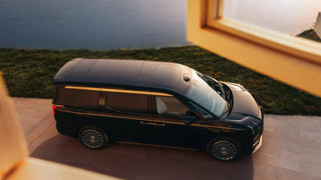 Zeekr 009 Grand Collector Edition – це Rolls-Royce у світі електричних мінівенів — photo 7