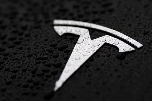 Почему Tesla не позволяла выкупить авто из лизинга? Расследование Reuters — photo 41471