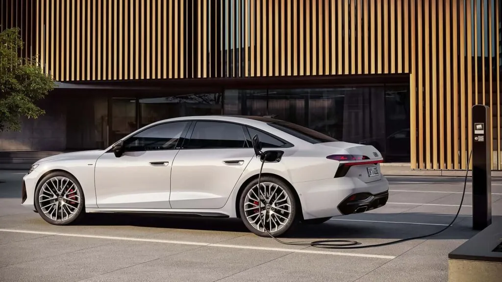 Новий Audi A6 Plug-In Hybrid нарешті з гідним запасом ходу на електроенергії — photo 2