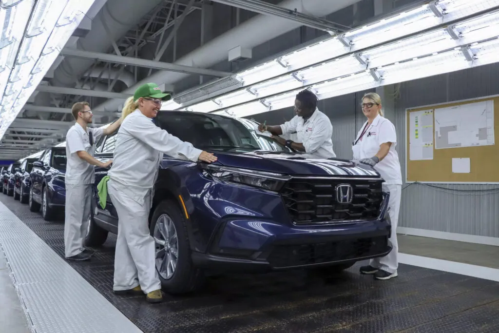 Шокуюча новина для автопрому Канади: Honda відкладає інвестиції на 15 млрд. канадських доларів! — photo 4