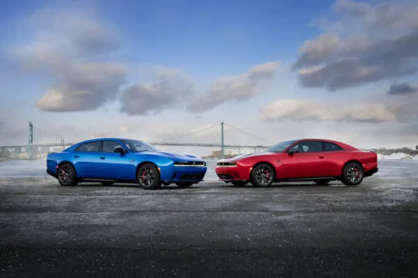 Електричний Dodge Charger Daytona тепер доступний у кузові ліфтбек — photo 42205