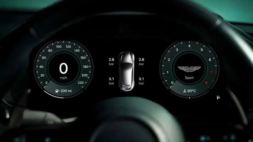 Apple CarPlay Ultra официально дебютировала в новых моделях Aston Martin — photo 3