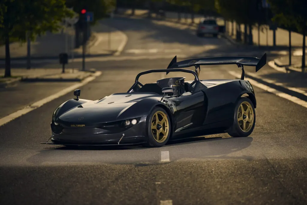 Знайомтеся з Baltasar Revolt R Concept – електричним монстром, легшим за Mazda Miata! — photo 3