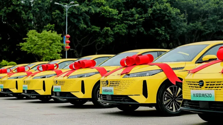 На ринок вийшов Changan Oshan 520 із замінними батареями CATL Choco-SEB — photo 42576