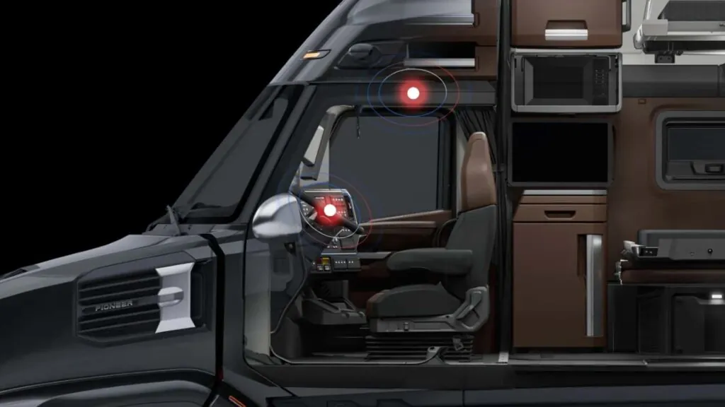 Mack Trucks кидає виклик Tesla Semi: на ринок виходить новий електричний гігант — photo 3