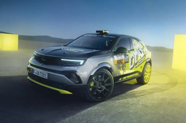 Opel представив електричний ралійний кросовер Mokka GSE Rally — photo 42036