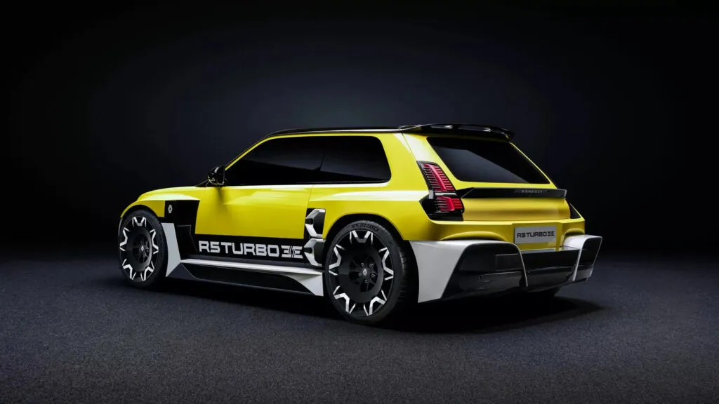Попри шокуючий цінник у €155 000, електричний Renault R5 Turbo 3E став хітом продажів! — photo 3