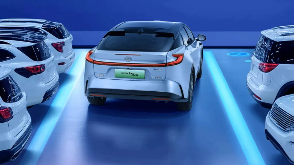 Новий електричний кросовер Toyota bZ5 вдвічі дешевший за Tesla Model Y! — photo 7