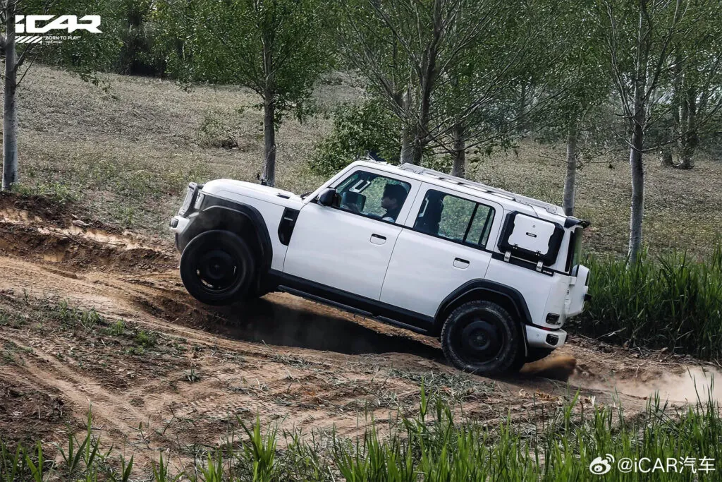 iCar V23 – це не довгоочікуваний електромобіль від Apple, хоча модель цікава — photo 5
