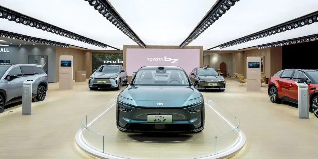 Toyota строит первый независимый завод Lexus для электромобилей в Китае — photo 46718
