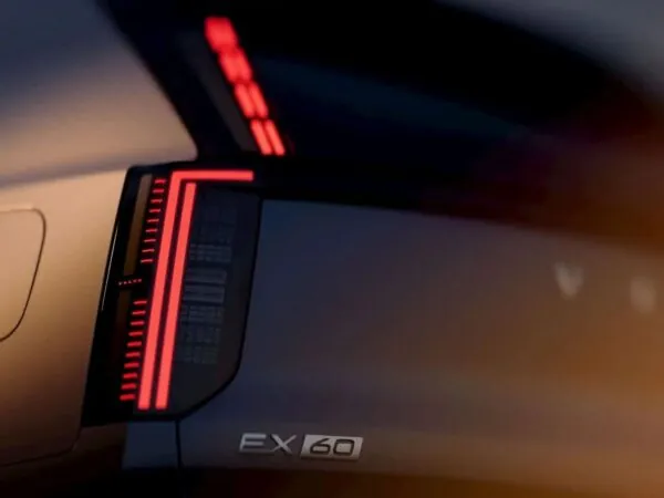 Новый электрический кроссовер Volvo EX60 появится в начале 2026 года — photo 46742