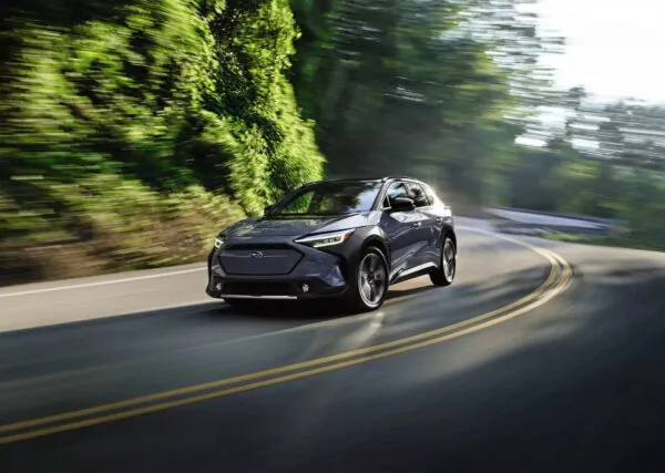 Через проблеми з 12-вольтовою батареєю Toyota та Subaru зіткнулися з судовим позовом — photo 44684