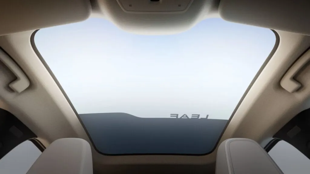Чому електричний Nissan Leaf в третьому поколінні перетворився на кросовер? — photo 4