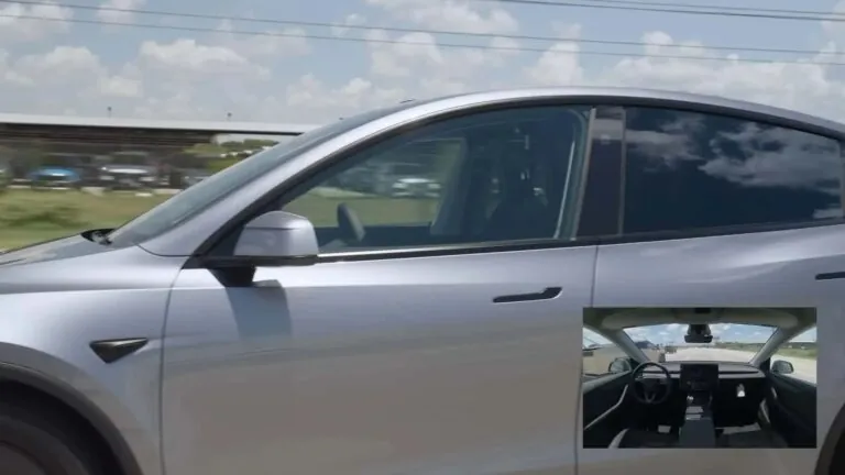 Tesla Model Y вперше в історії самостійно проїхав до нового власника! — photo 46730