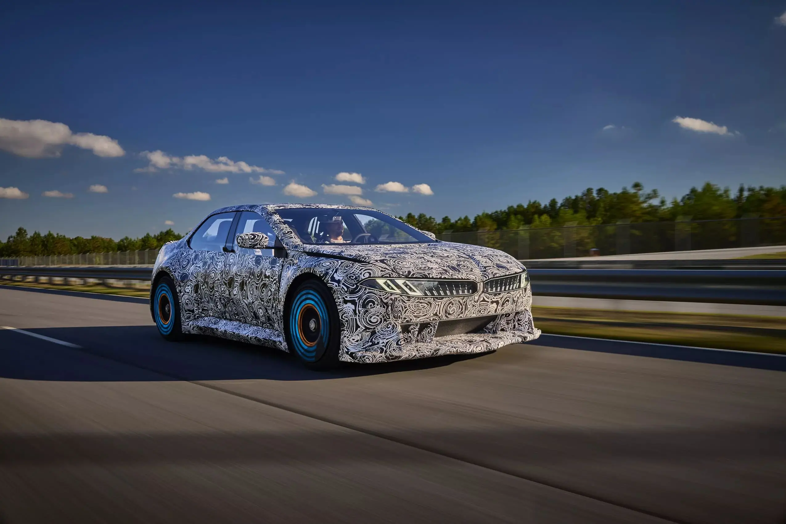 Електромобілі BMW нового покоління з’являться раніше, ніж очікувалось — photo 46417
