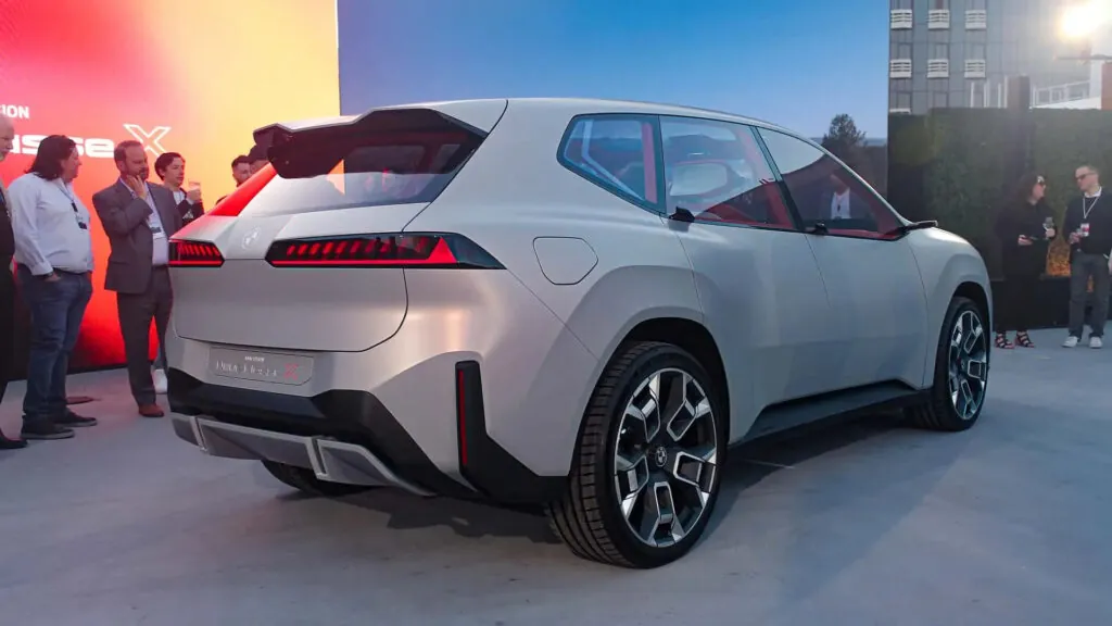 BMW складатиме електричні кросовери X5, X6 та X7 у США — photo 4