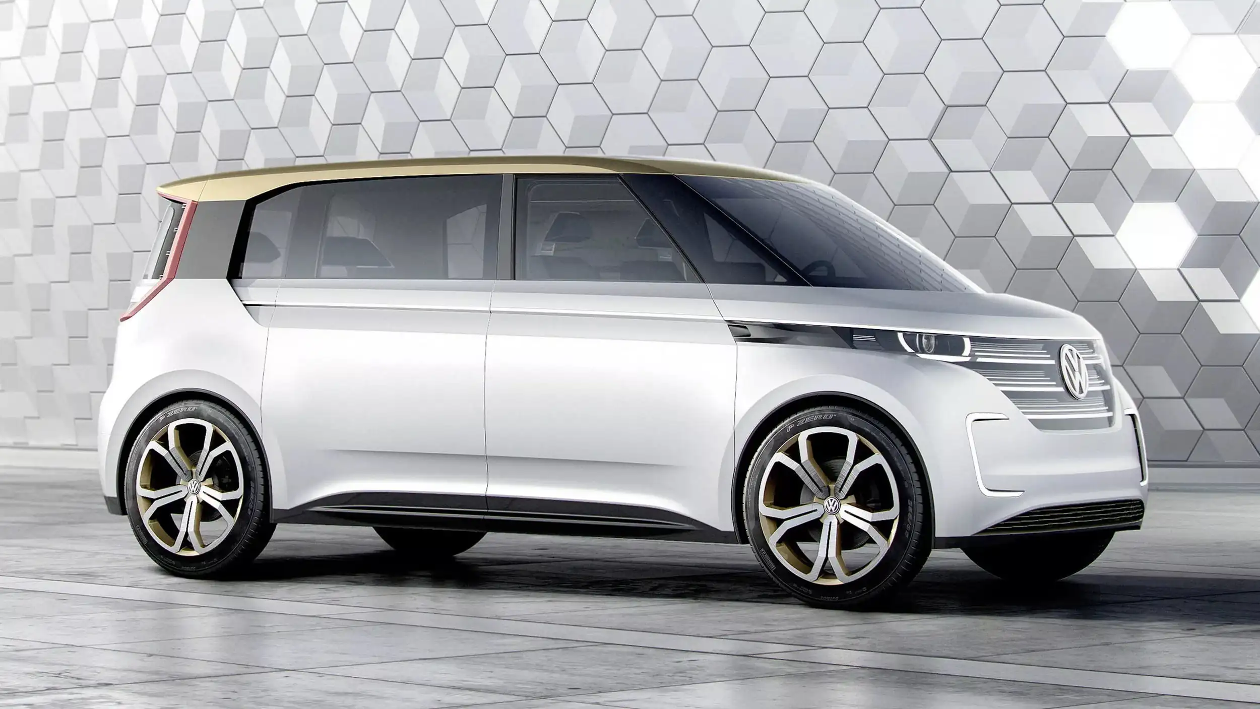 Volkswagen готує компактний електричний мінівен, який може замінити Touran — photo 44709