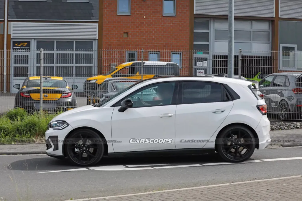 Volkswagen тестує найдоступніший електромобіль — компактний хетчбек ID.2 — photo 2 Volkswagen тестує найдоступніший електромобіль — компактний хетчбек ID.2 — photo 2