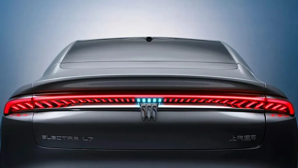 Buick представил в Китае новый седан Electra L7 — photo 7
