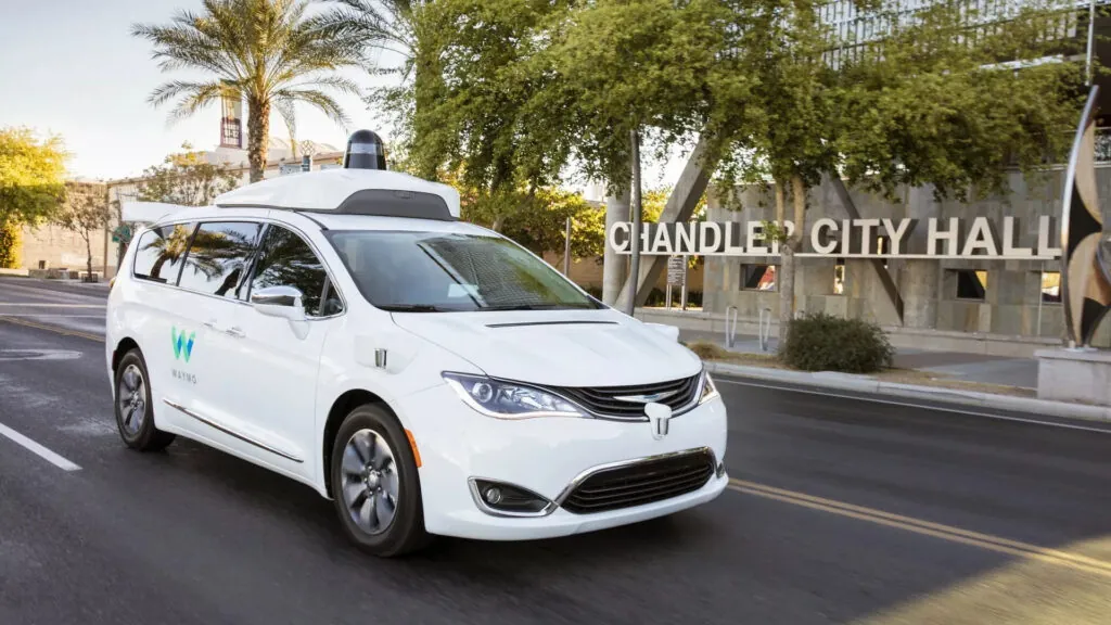 В следующем году Waymo запустит в Далласе полноценный сервис роботакси — photo 4