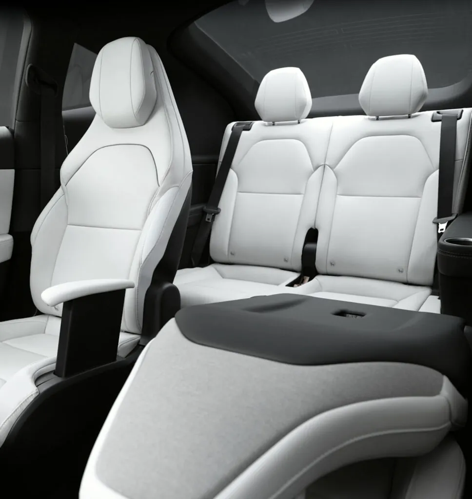 Шестиместная Tesla Model YL официально выходит на рынок — photo 3