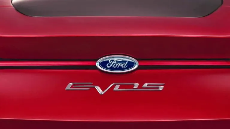 Ford зареєстрував нові назви для майбутніх електромобілів — photo 53062