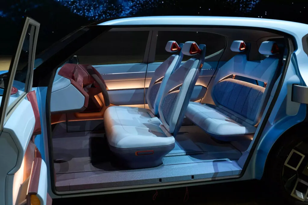 Kia готує до дебюту свій найменший електромобіль — компактний кросовер EV2 — photo 4