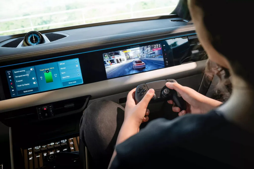 Електричний кросовер Porsche Macan Electric став ще технологічнішим — photo 5 Електричний кросовер Porsche Macan Electric став ще технологічнішим — photo 5