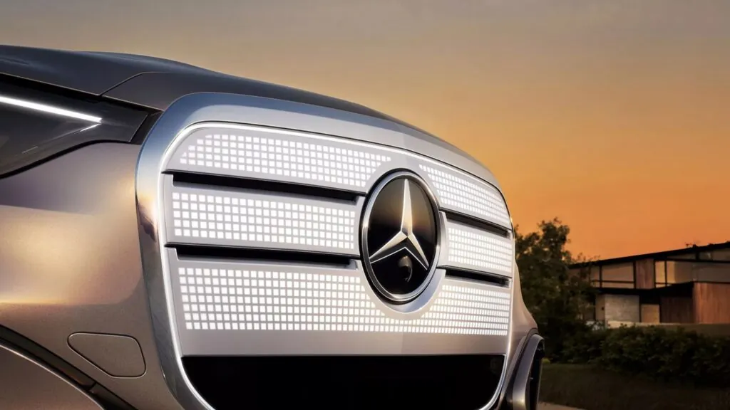 Mercedes-Benz представит 15 новых или обновленных электромобилей в ближайшие два года — photo 4