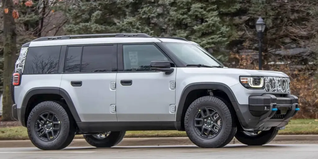 Jeep готується представити електричний позашляховик Recon — photo 2