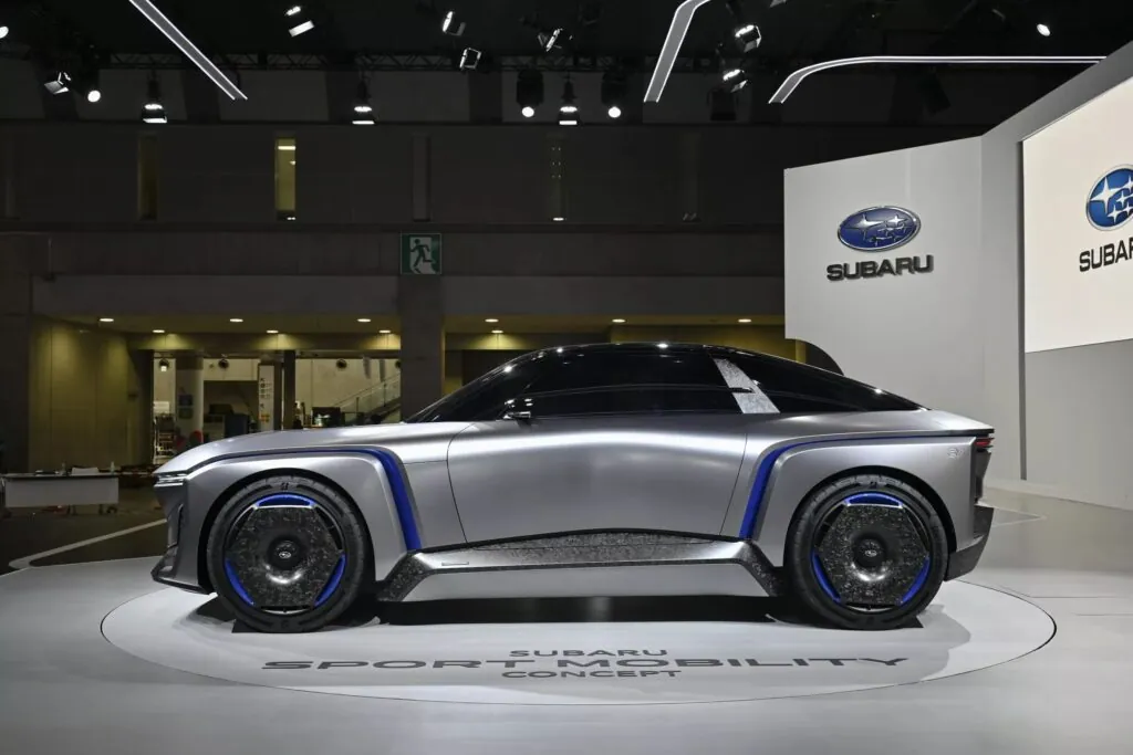 Subaru розглядає можливість випуску електричної версії спорткара BRZ — photo 4