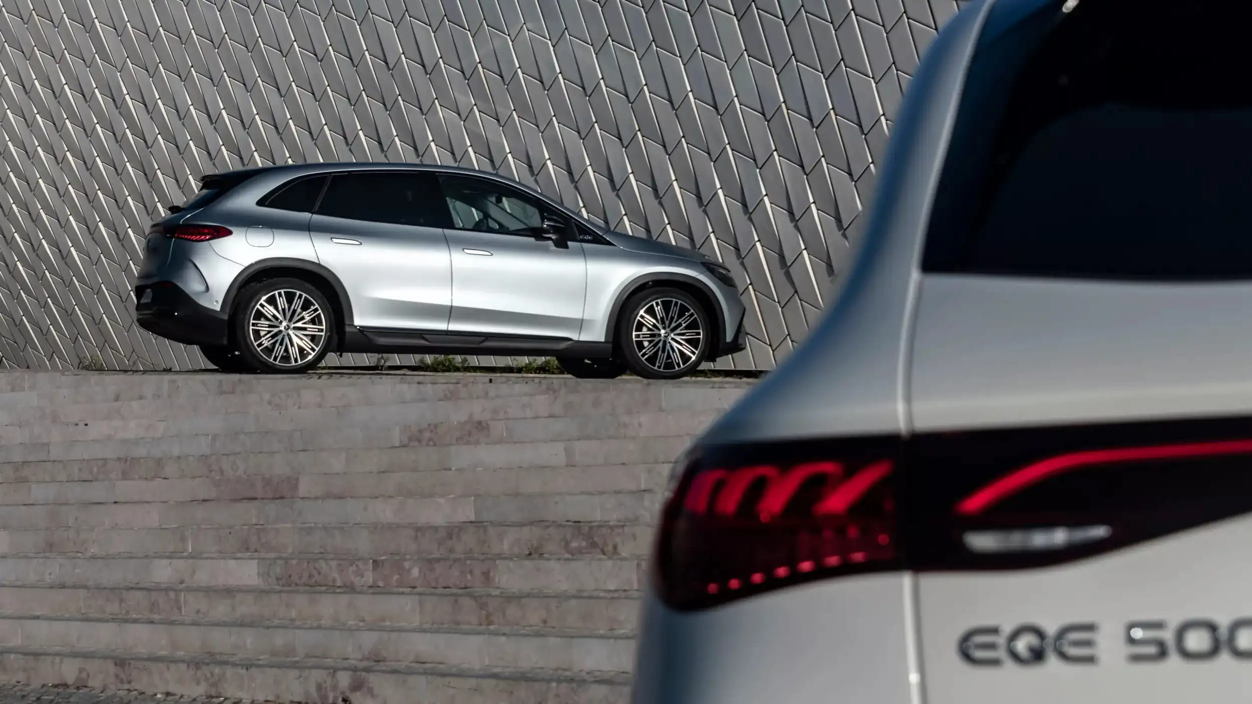 Mercedes тихо сворачивает производство двух новейших электромобилей — photo 54199