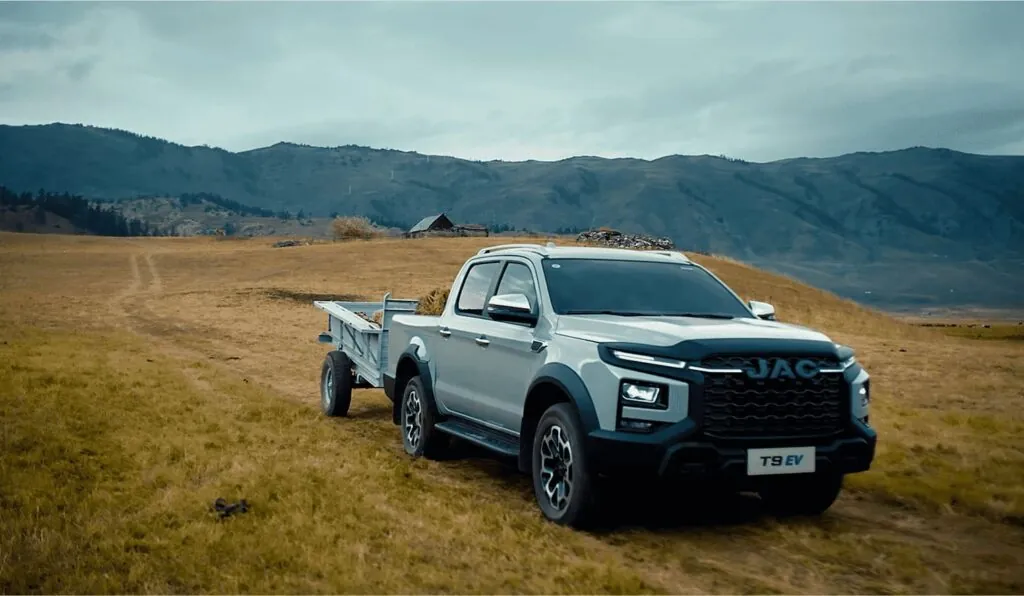 В Украине представлен электрический пикап JAC T9 EV — photo 9 В Украине представлен электрический пикап JAC T9 EV — photo 9