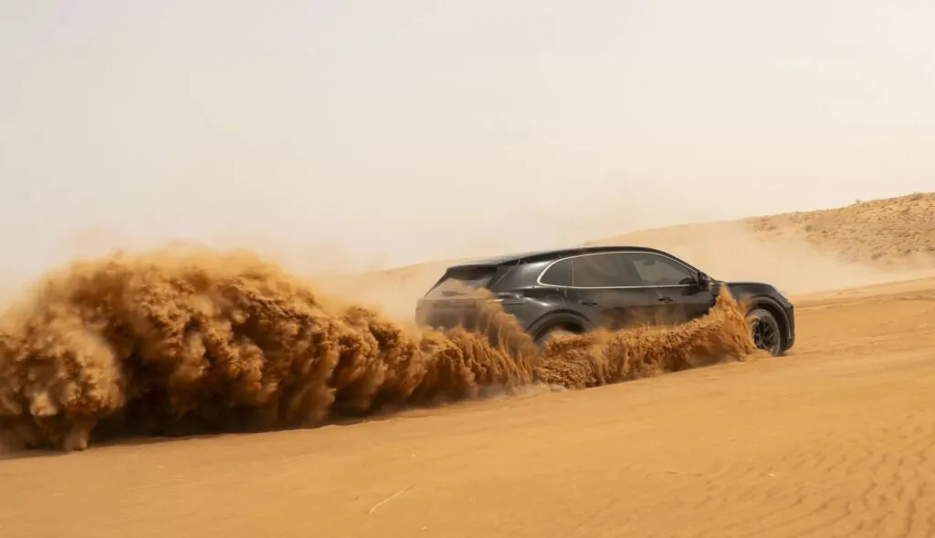 Porsche заменил сотни прототипов виртуальными тестами при создании Cayenne Electric — photo 4