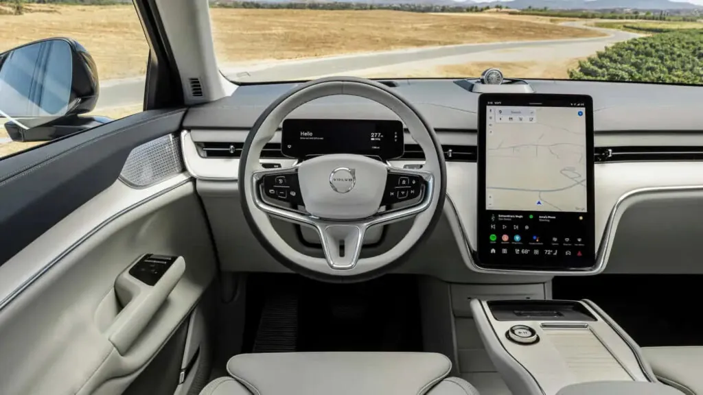 Volvo зробила гігантське оновлення для електричного кросовера EX90 — photo 3