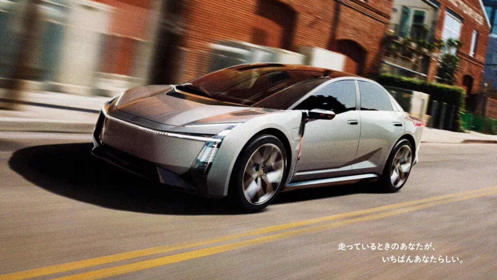 Toyota открыла занавес над будущим электрифицированным седаном Corolla — photo 2