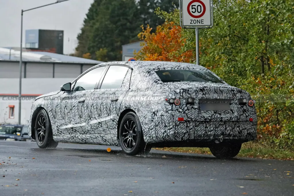 Мерседес активно тестирует будущий электрический седан E-Class EQ — photo 3