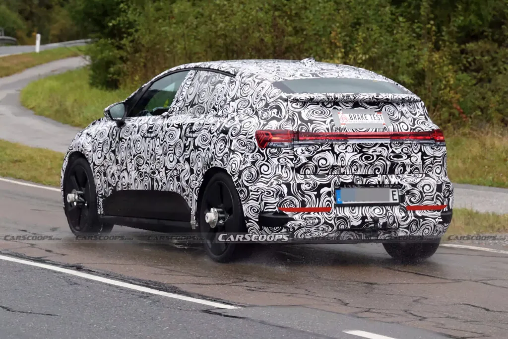 Audi готує найменший електричний кросовер у своїй історії — photo 4