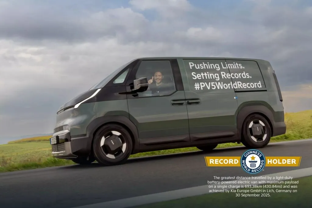 Электрован Kia PV5 установила мировой рекорд пробега — photo 3 Электрован Kia PV5 установила мировой рекорд пробега — photo 3