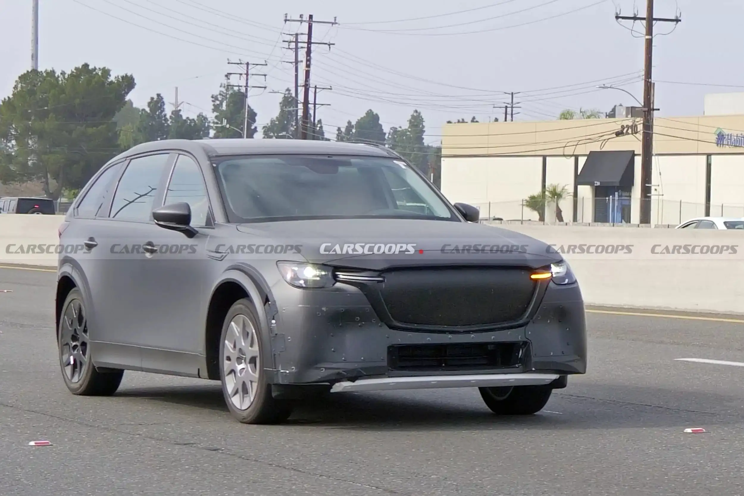 Новий електромобіль Mazda помітили під час тестів у США — photo 62879