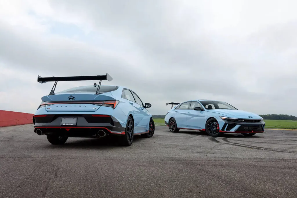 Hyundai представила спортивний електричний седан Ioniq 6 N — photo 7