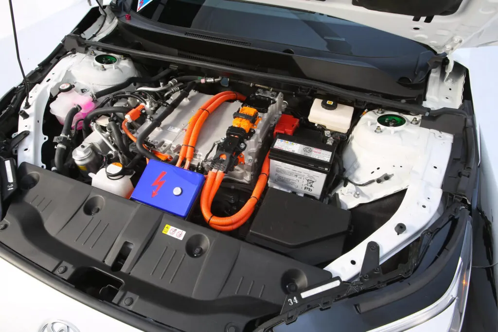 Такого електромобіля від Toyota ще не бачили навіть найвідданіші фанати марки — photo 3